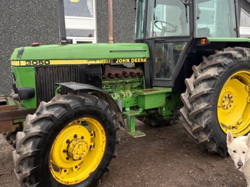 John Deere 3050 4WD MED FRONTVÆGTE