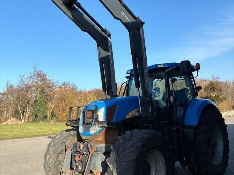 New Holland 7050