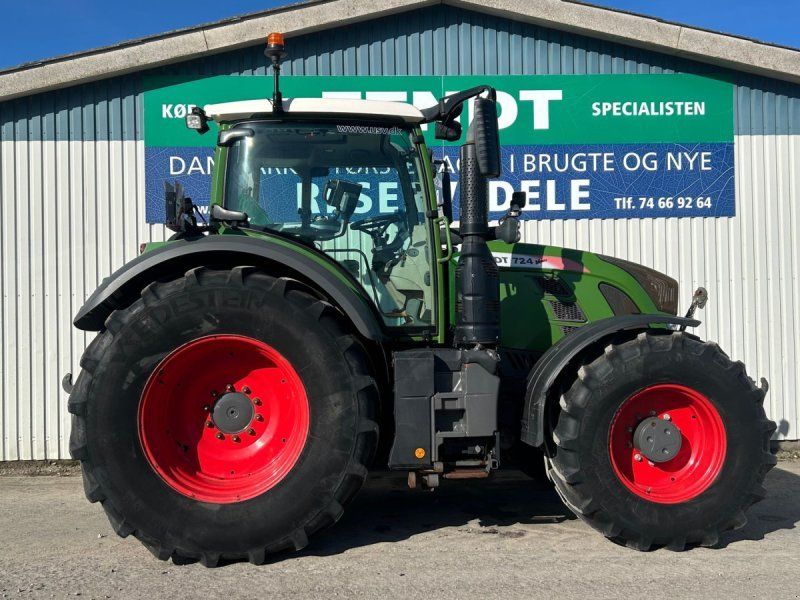 Fendt 724 Vario S4 Profi Plus