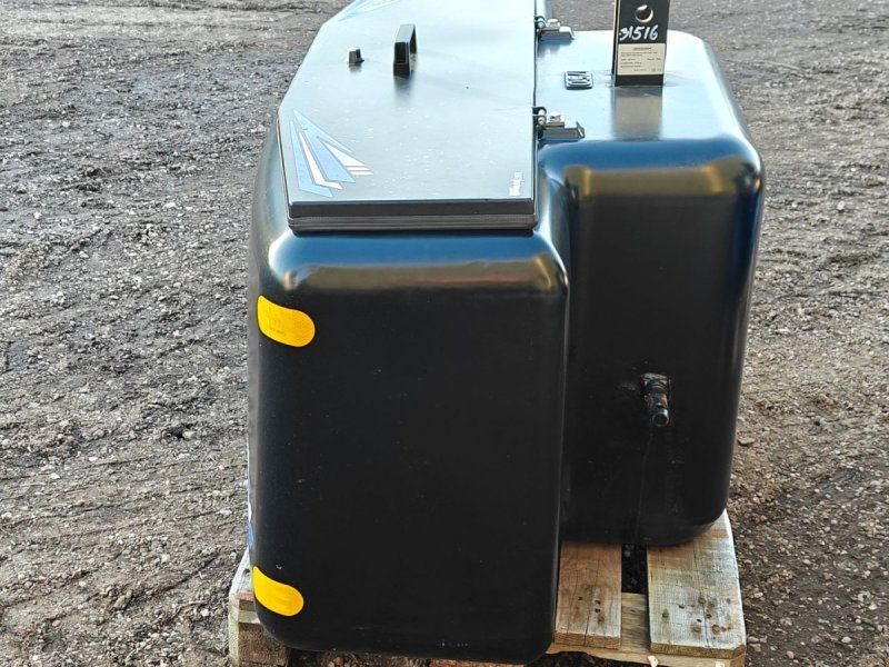 New Holland vægt 1750 kg