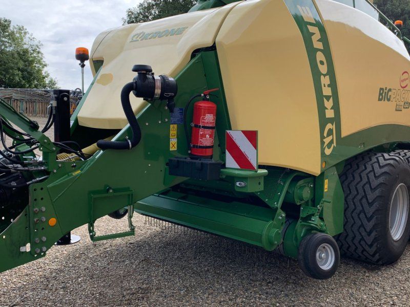 Krone Big Pack 4X4 High Speed m. collect 1230