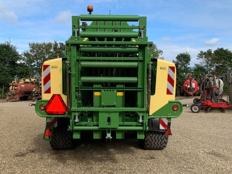 Krone Big Pack 4X4 High Speed m. collect 1230