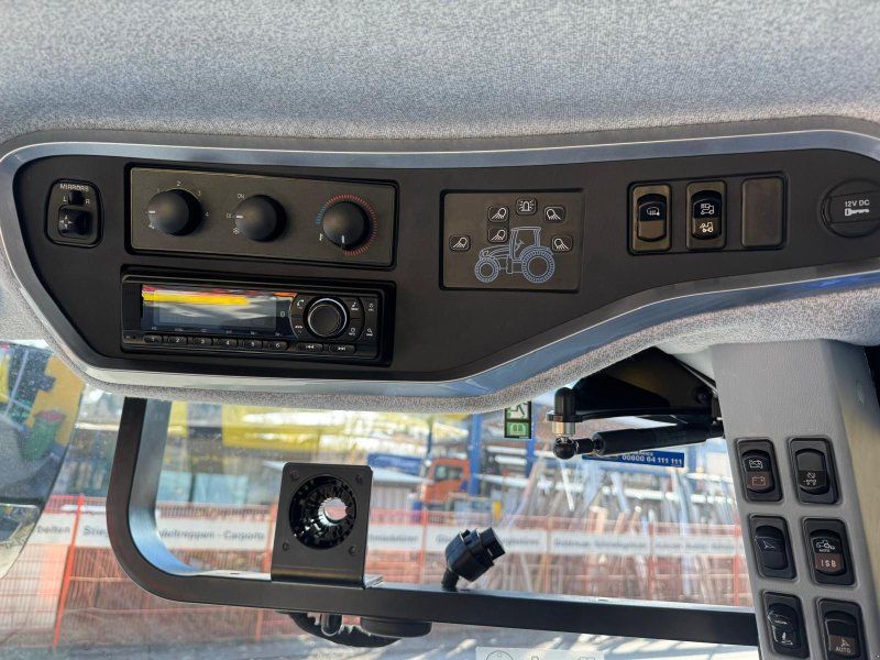 New Holland T5.110 Auto Command (Stage V)