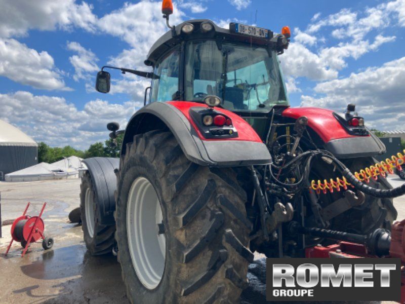 Massey Ferguson 8670