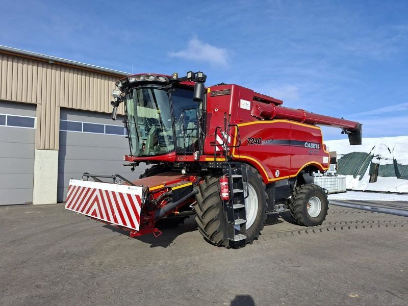Case IH GEBR. MÄHDRESCHER AF7240