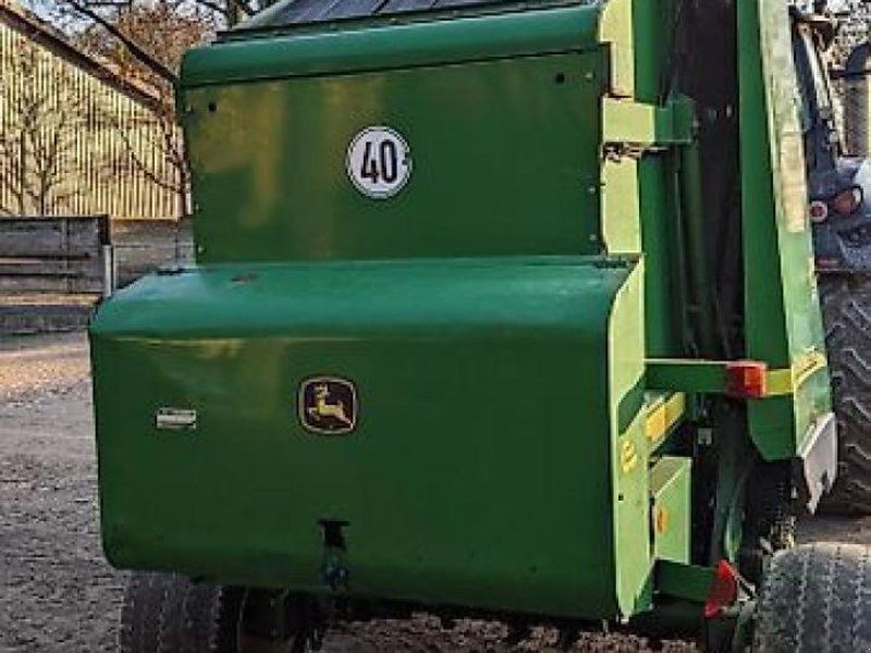 John Deere 592
