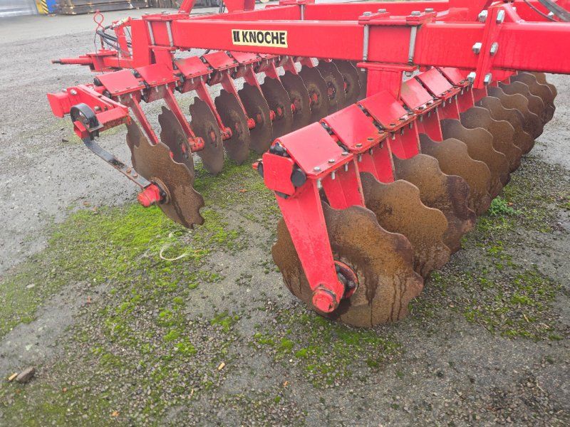 Knoche SEM 6122