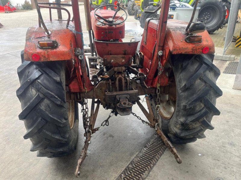 Massey Ferguson 165 mit Verdeck