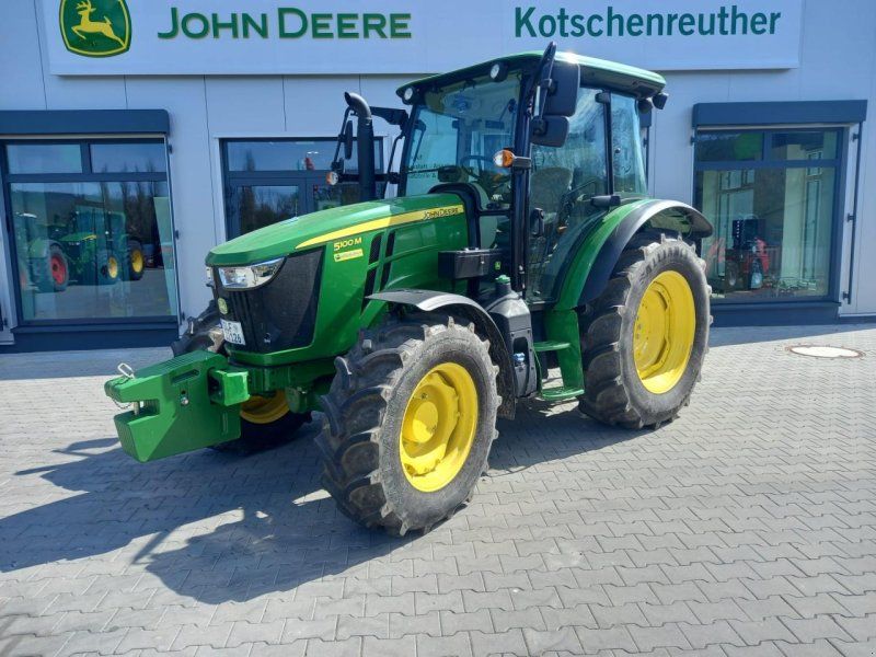 John Deere 5100M
