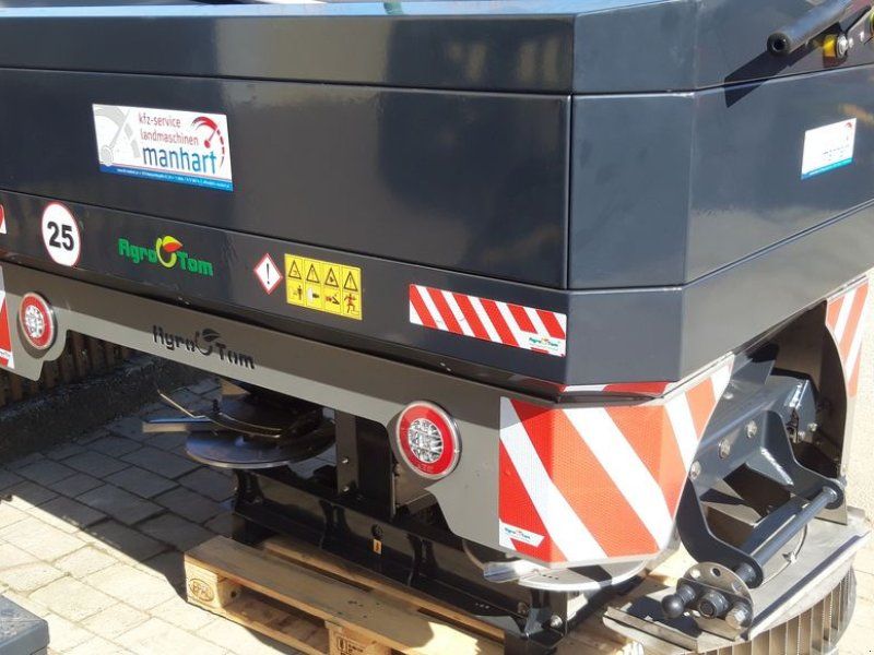 Agro Düngerstreuer RNH XL 1800 Premium + Compute