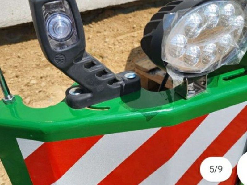 Mit Unterfahrschutz 1200 kg