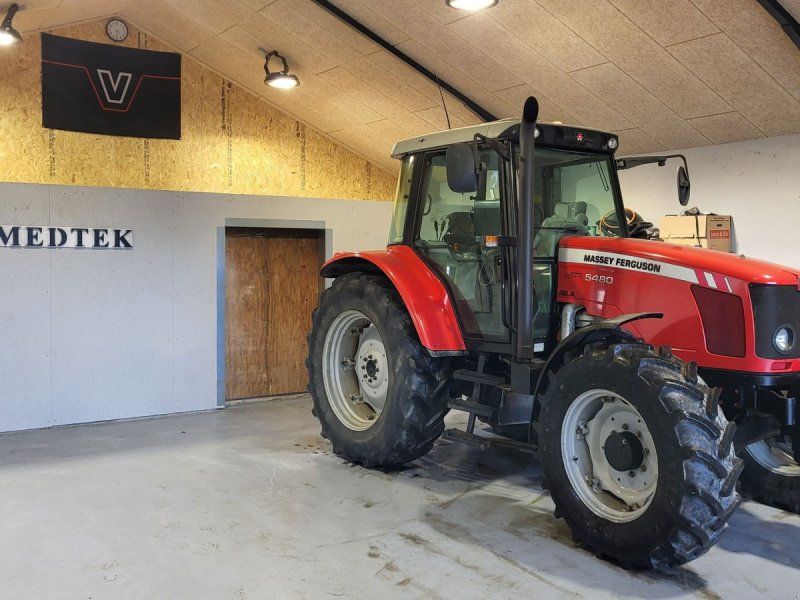 Massey Ferguson 5480 Dyna 4