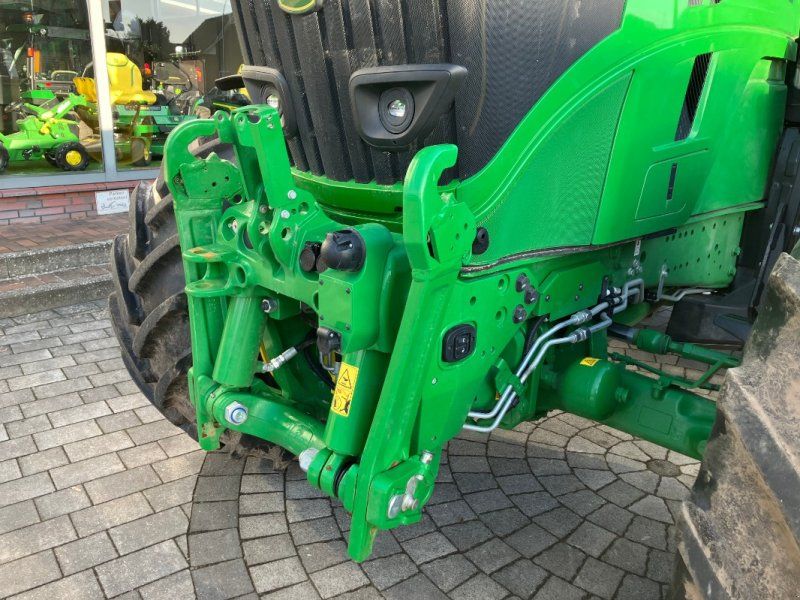 John Deere 6R 175