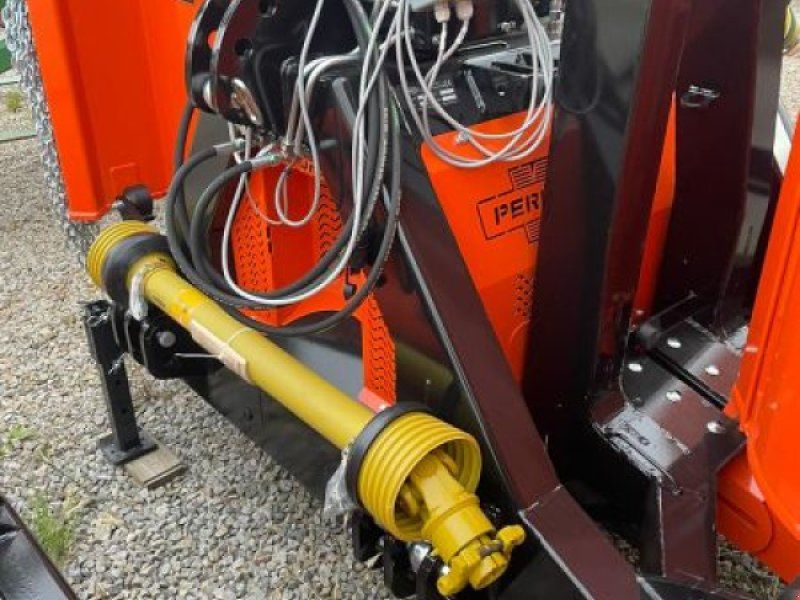 TRIWING GROßFLÄCHENMULCHGERÄT