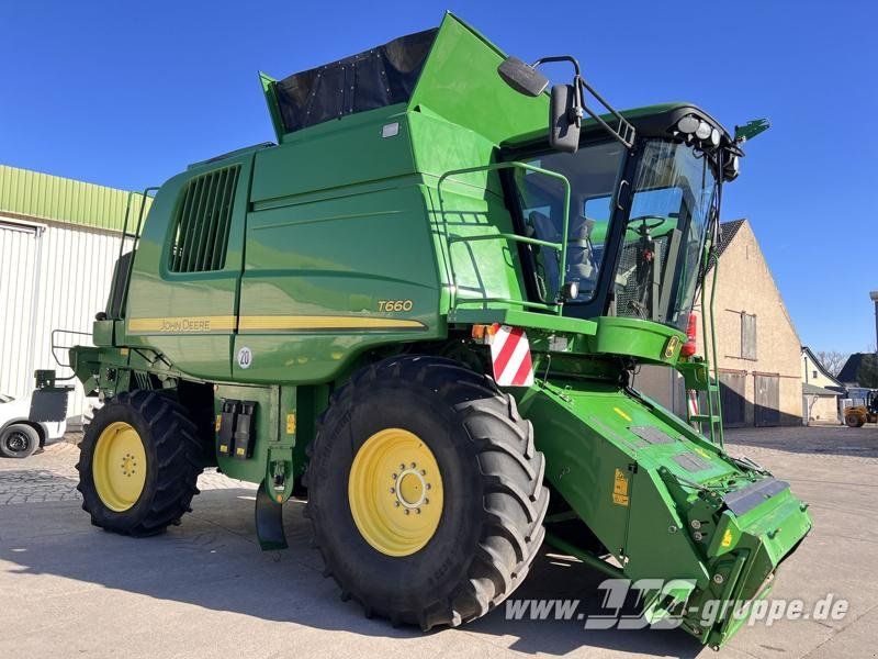 John Deere T660