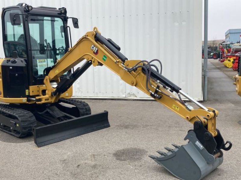 Caterpillar CAT 302.7 CR-07A