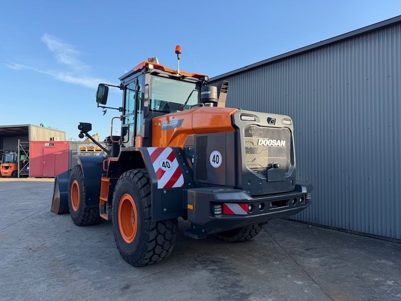 Doosan DL220-7