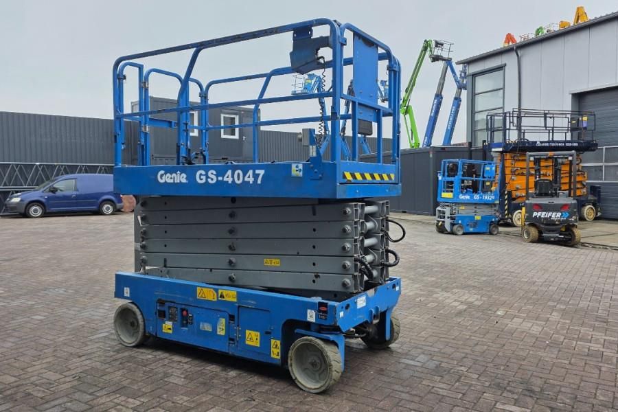 Genie GS4047 Electric, 14m Working Height, 350kg Capacit