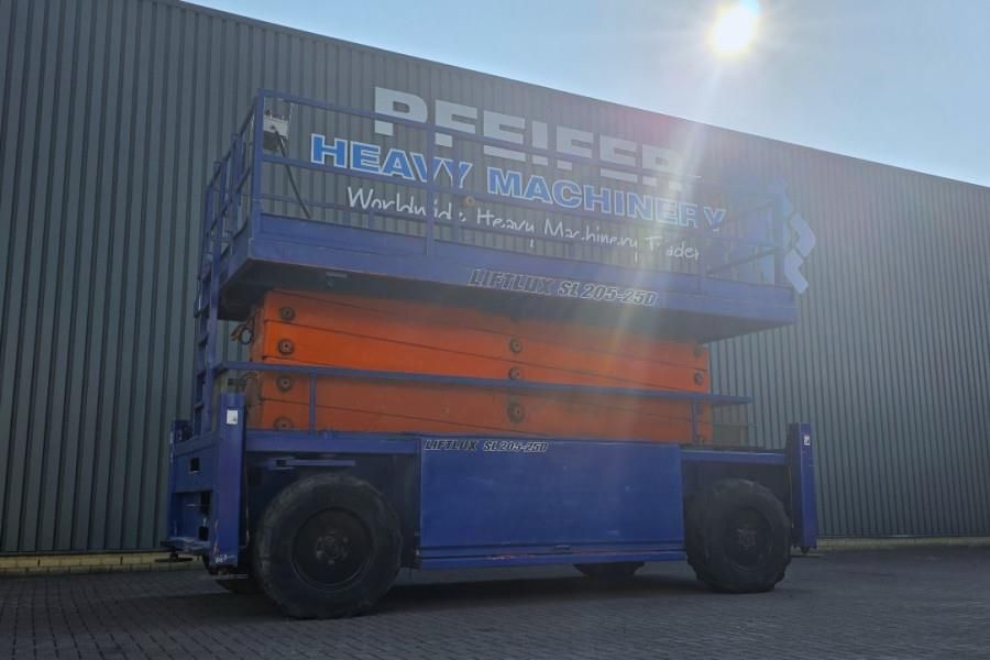 Liftlux SL205-25 D4WDS/P Diesel, 4x4 Drive, Hydraulic Deck