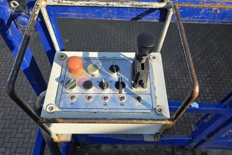 Liftlux SL205-25 D4WDS/P Diesel, 4x4 Drive, Hydraulic Deck