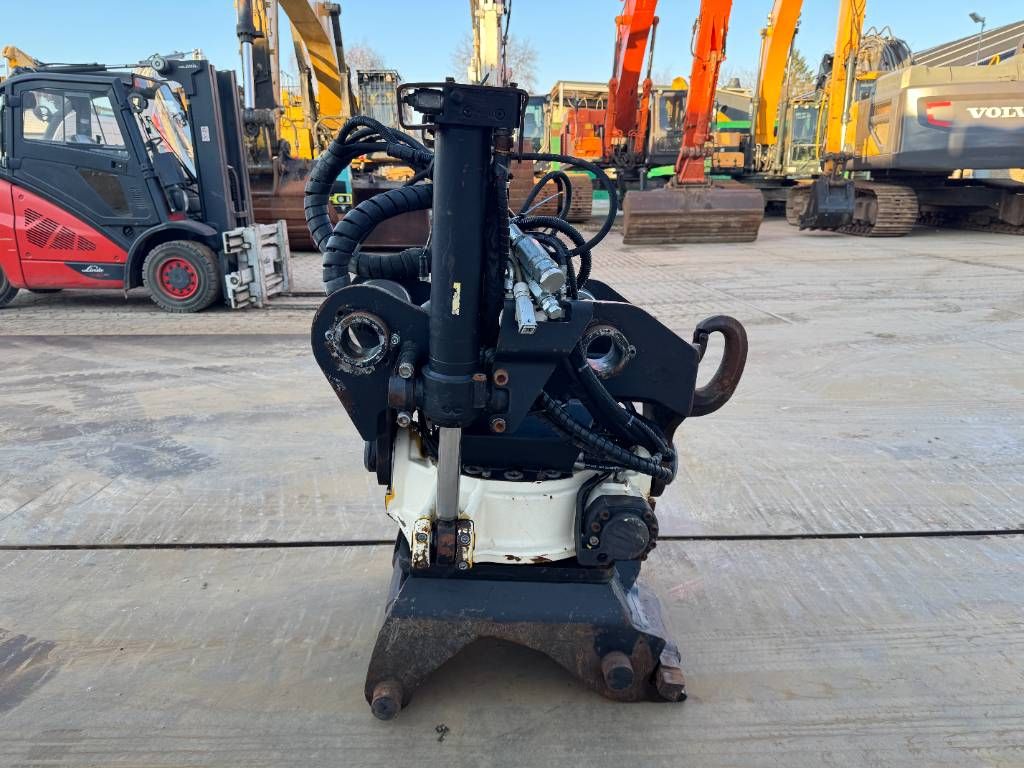 Engcon EC219 CW30EC Verachtert / Tilt + Rotate