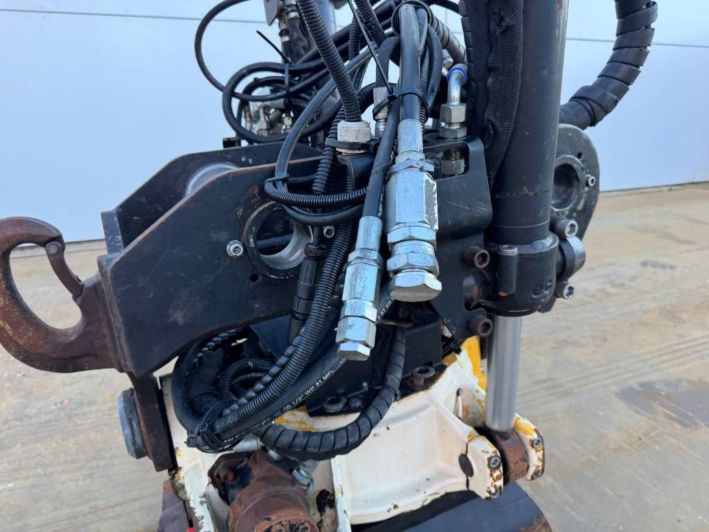 Engcon EC219 CW30EC Verachtert / Tilt + Rotate