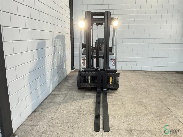 Forklifts Electric Still RX20-20P 2018 3+4th Valve