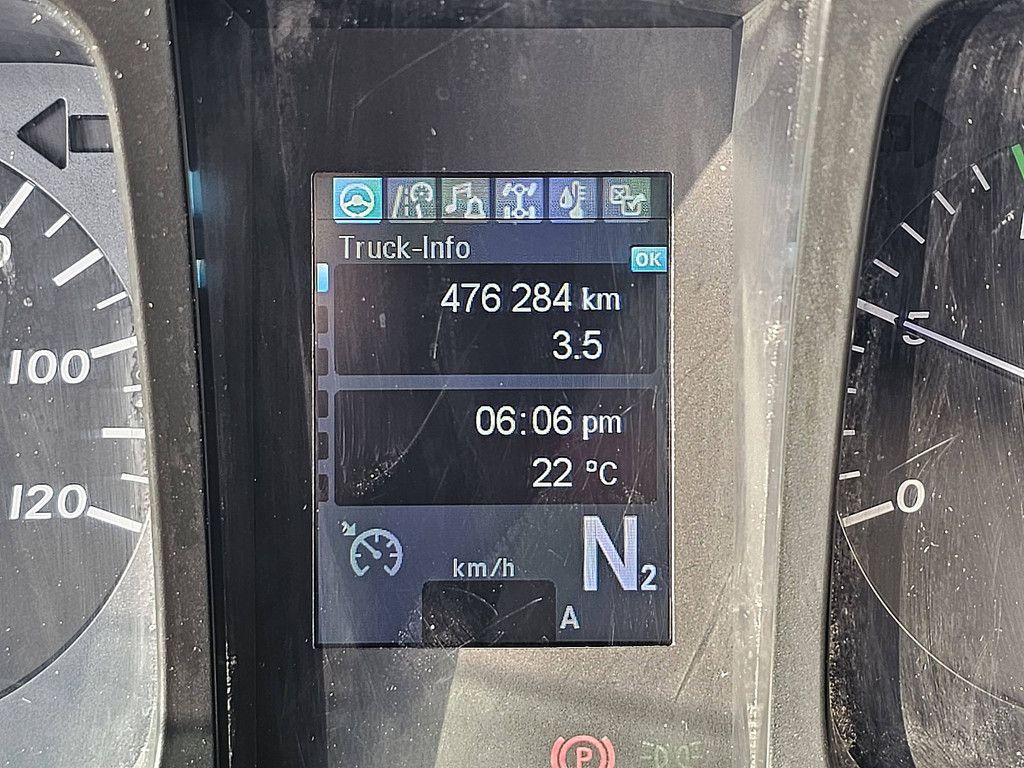 MERCEDES-BENZ AROCS 1851 4x4 atlas 190 4x hyd