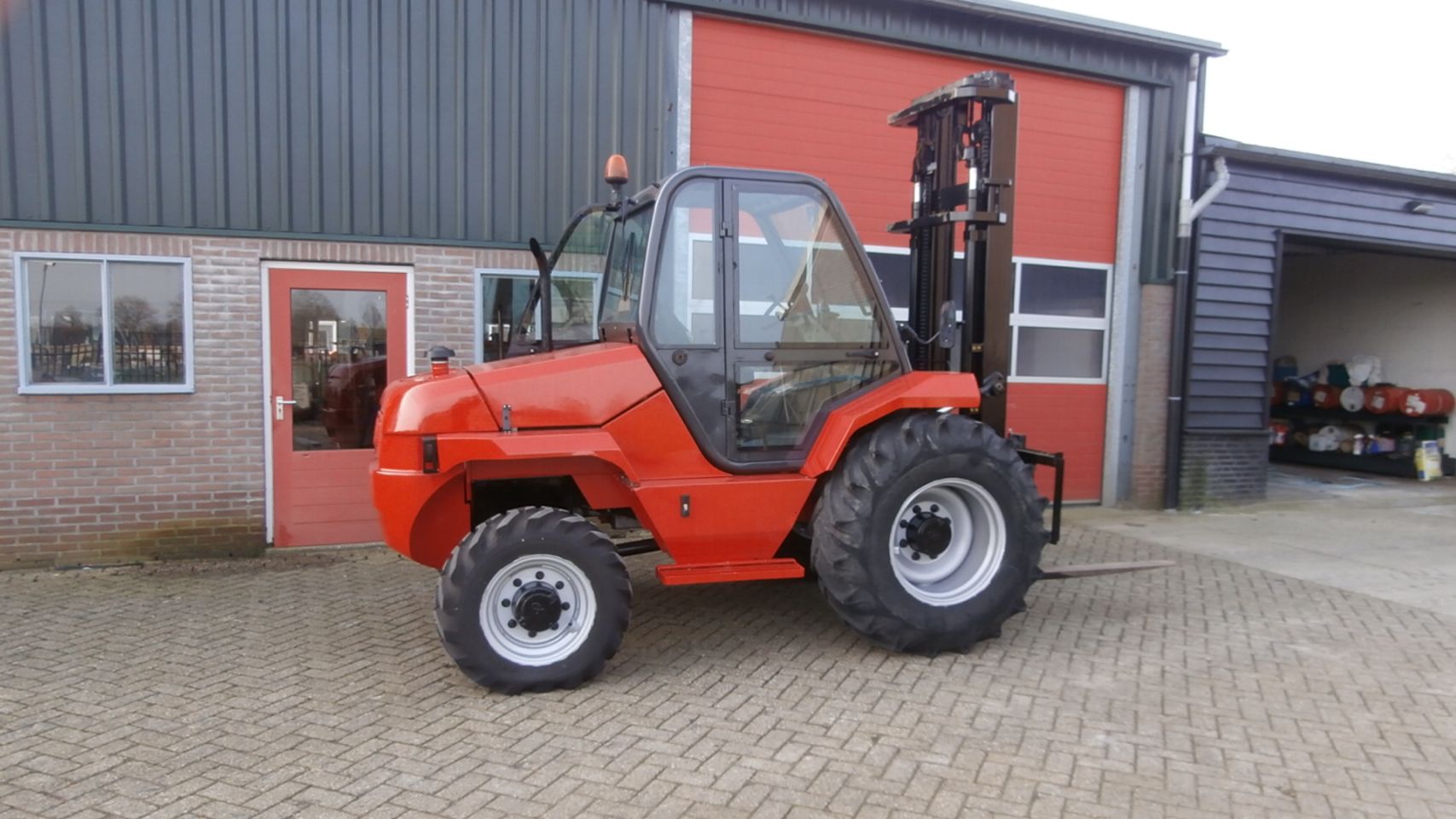 Ruwterreinheftruck Manitou 30-4 zeer mooi en goed €15000,00