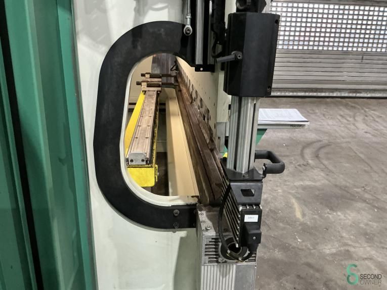 Abkantpressen RICO PRCB.30100 2016 Stunden 27