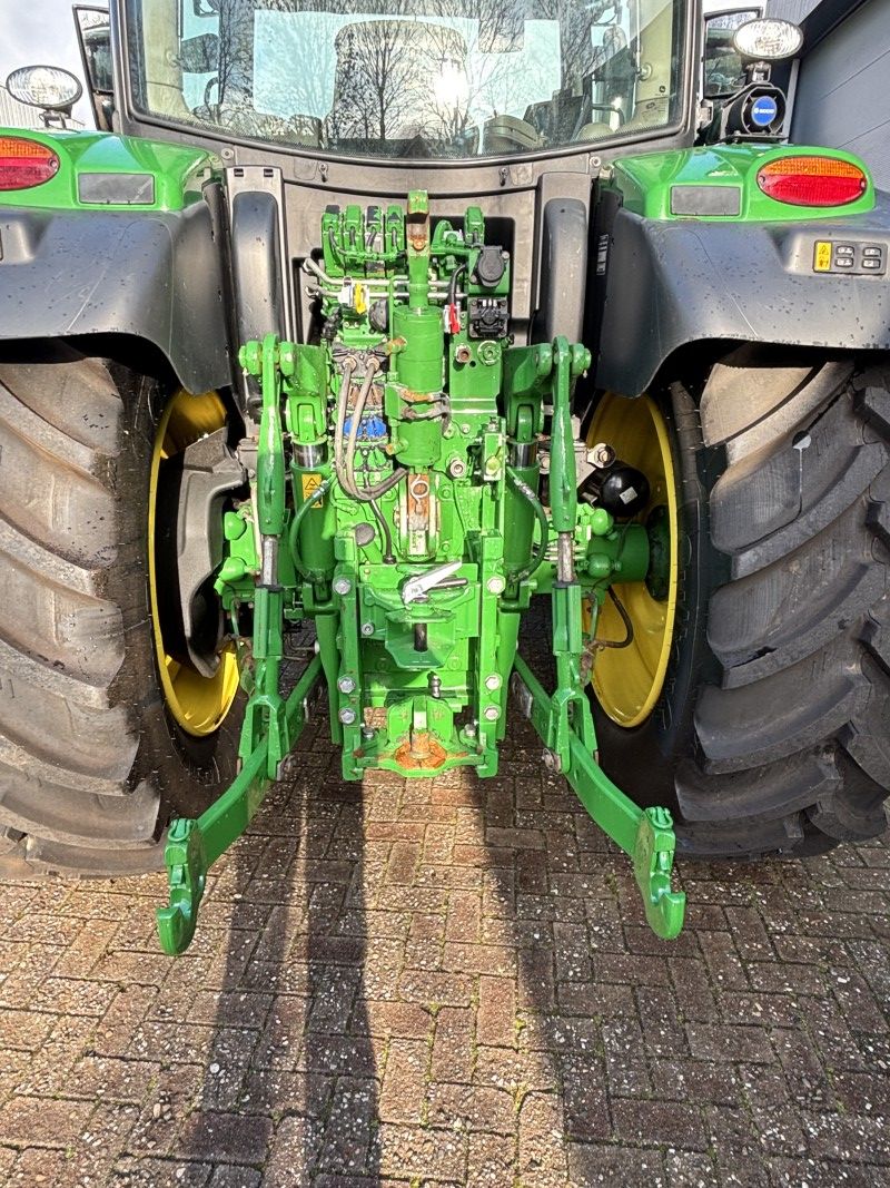 John Deere 6R185