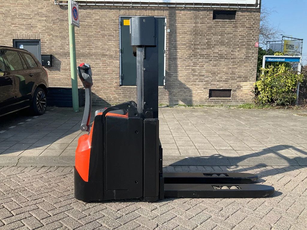 Toyota SWE160L 1600KG 2.35METER HEFTRUCK