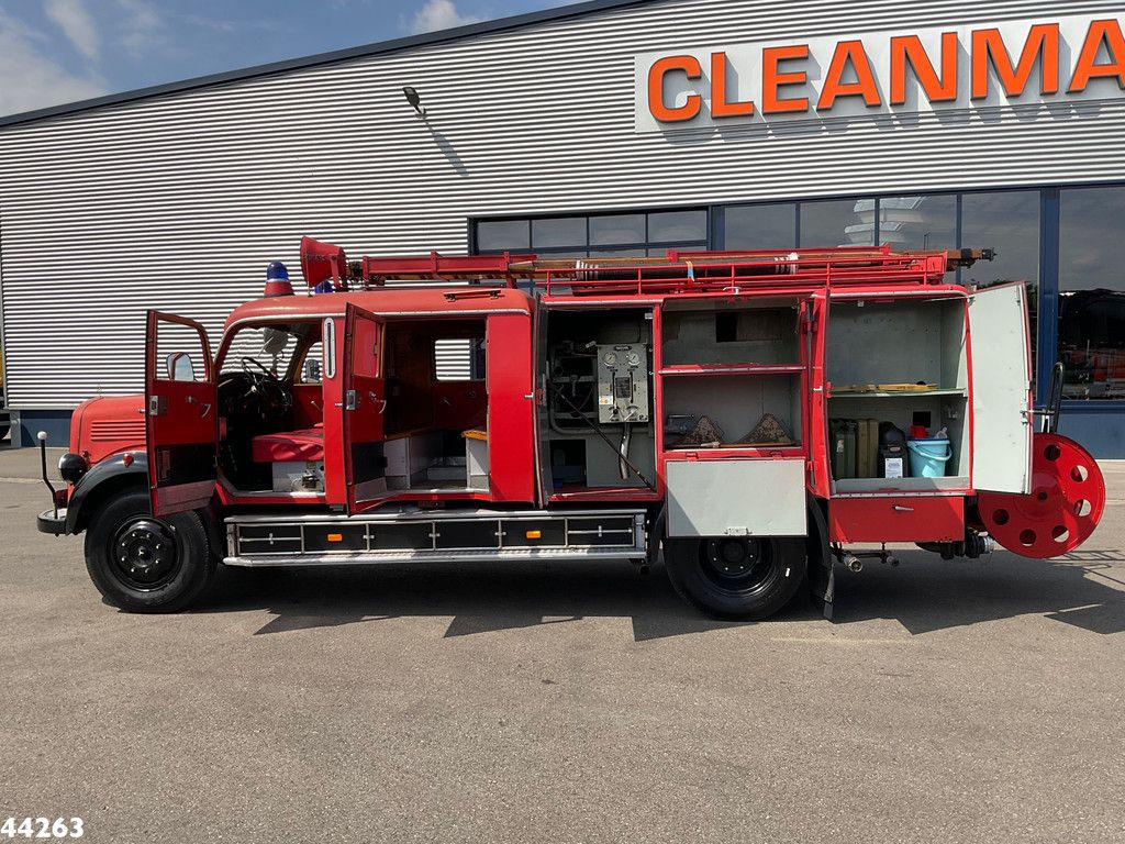 Mercedes-Benz LF 311 Oldtimer Feuerwehrfahrzeug Just 35.940 km!