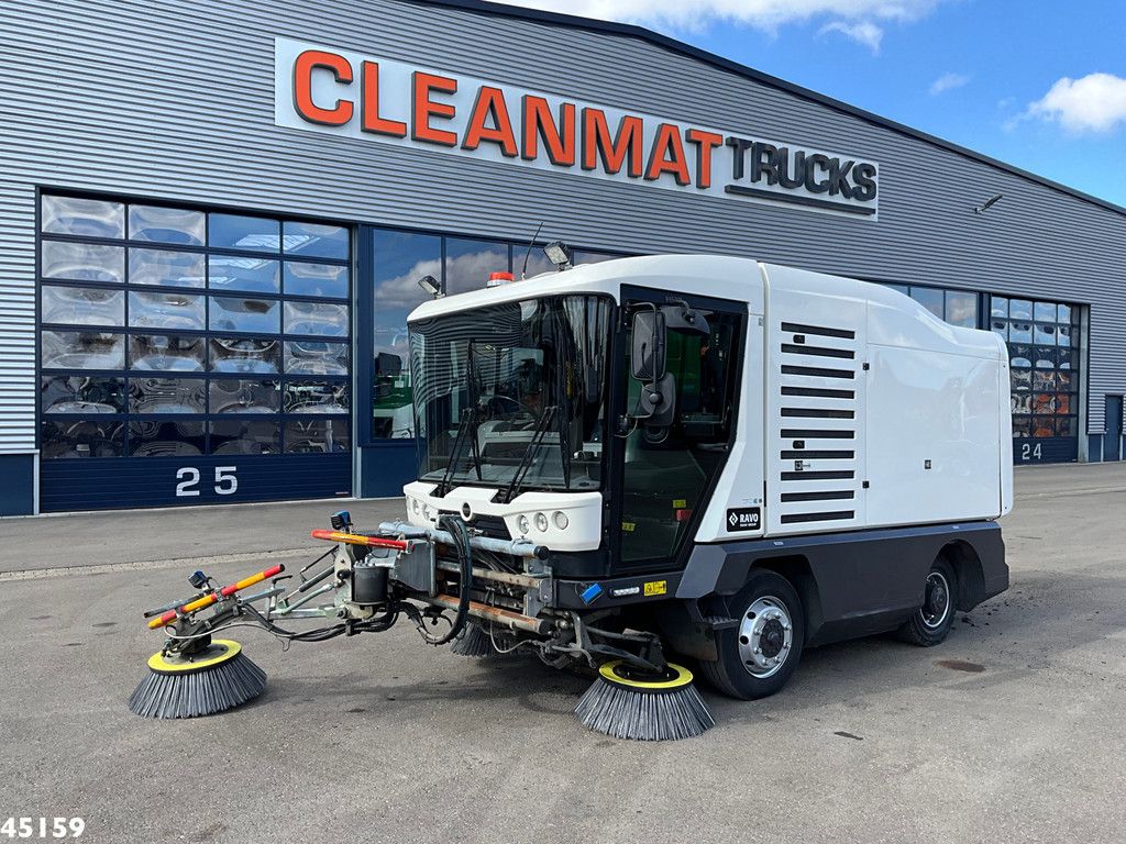 Ravo 540 CD Euro 6 with 3-rd brush