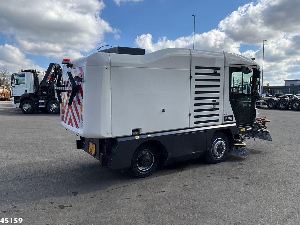 Ravo 540 CD Euro 6 with 3-rd brush