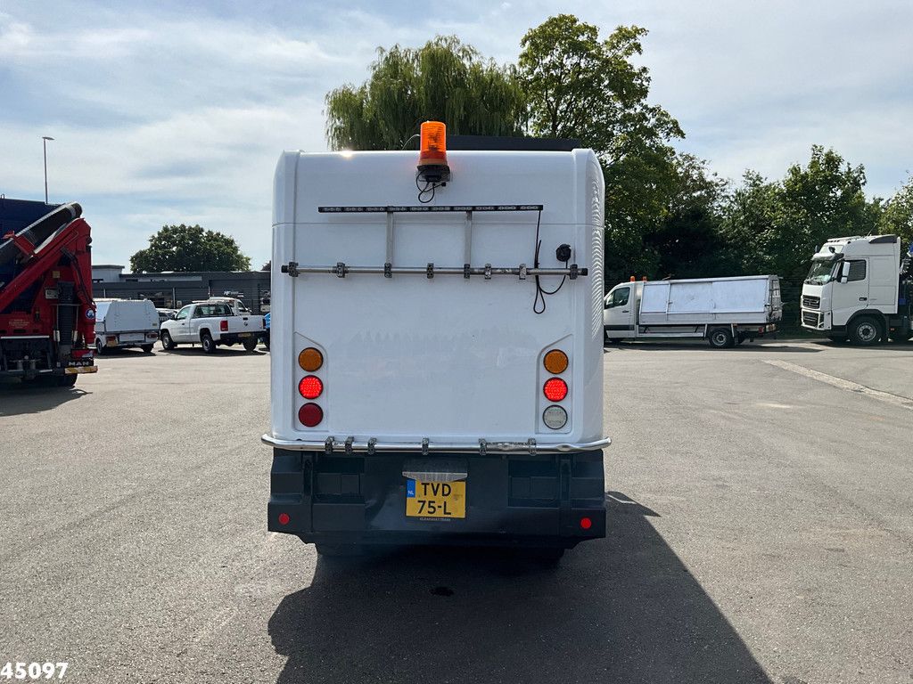 Ravo 540 Euro 6 with 3-rd brush