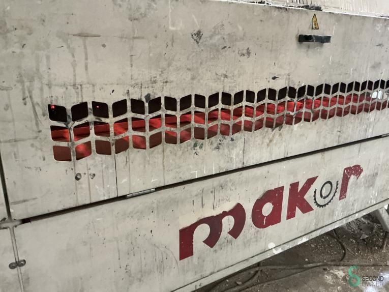 Lakgietmachines Makor 2013