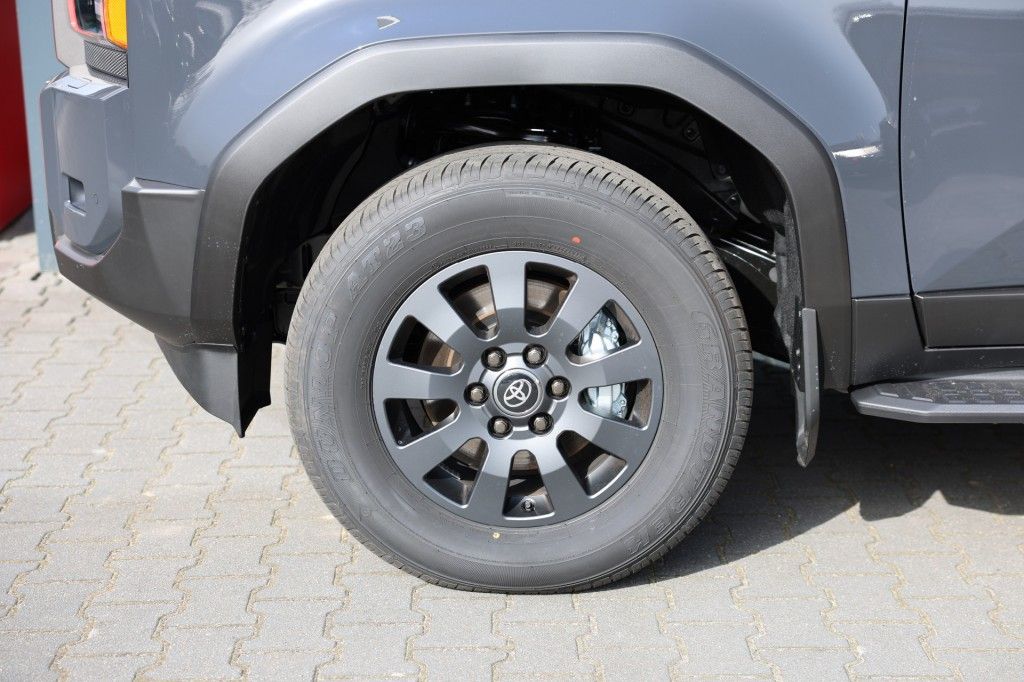 Toyota Landcruiser 250 2.8 D-4D 5DRS ELEGANCE A/T VAN BPM VRIJ