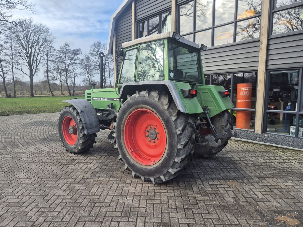 Used FENDT 312 lsa tractor with 6 cilinder and 120 HP
