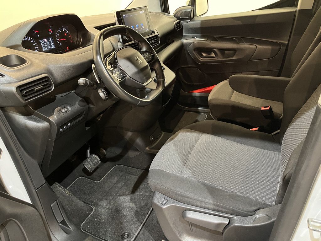 Peugeot Partner 1.5 BlueHDI Long 130 PK Automaat / Servicebus / Sortimo Inrichting / Euro 6 / Schuifdeur L + R / Airco / Camera / CarPlay / Cruise Control / 50.300 KM !!