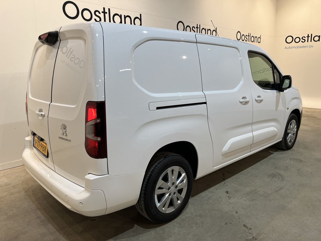 Peugeot Partner 1.5 BlueHDI Long 130 PK Automaat / Servicebus / Sortimo Inrichting / Euro 6 / Schuifdeur L + R / Airco / Camera / CarPlay / Cruise Control / 50.300 KM !!