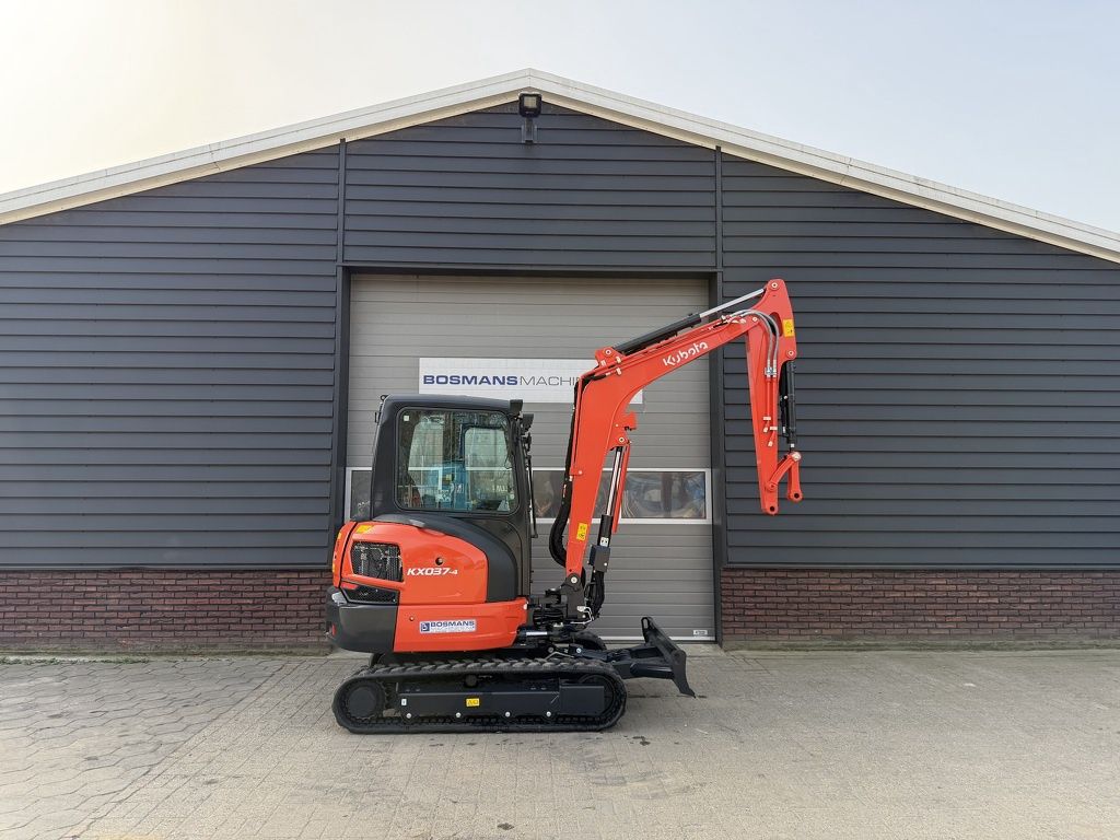 Kubota KX037 HI AIRCO minigraver NIEUW