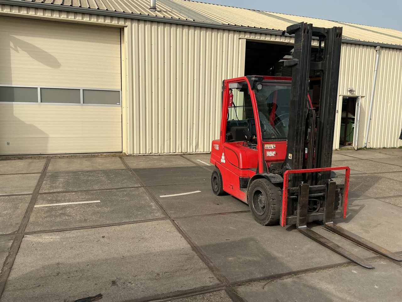 Te Koop goedwerkende Hyster 3 tonner bouwjaar 2011 LPG