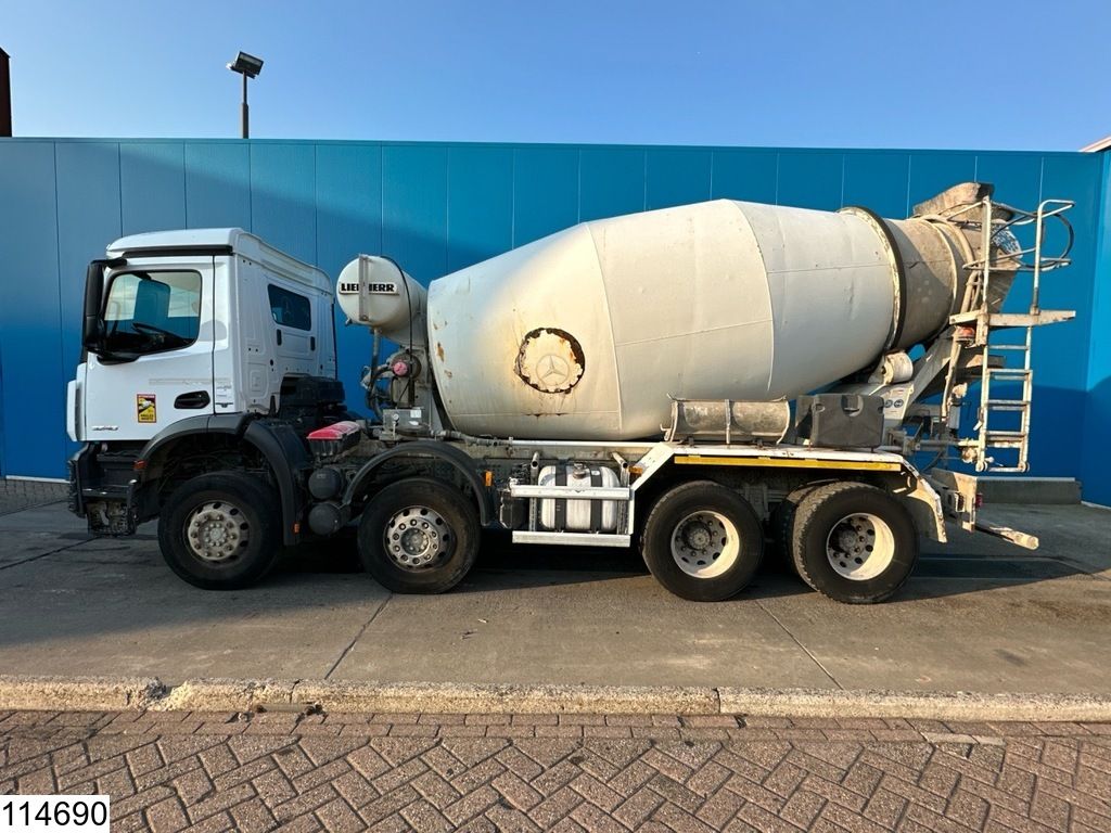 Mercedes Arocs 3240 8x4, EURO 6, LIEBHERR 9m3, Leaf suspension