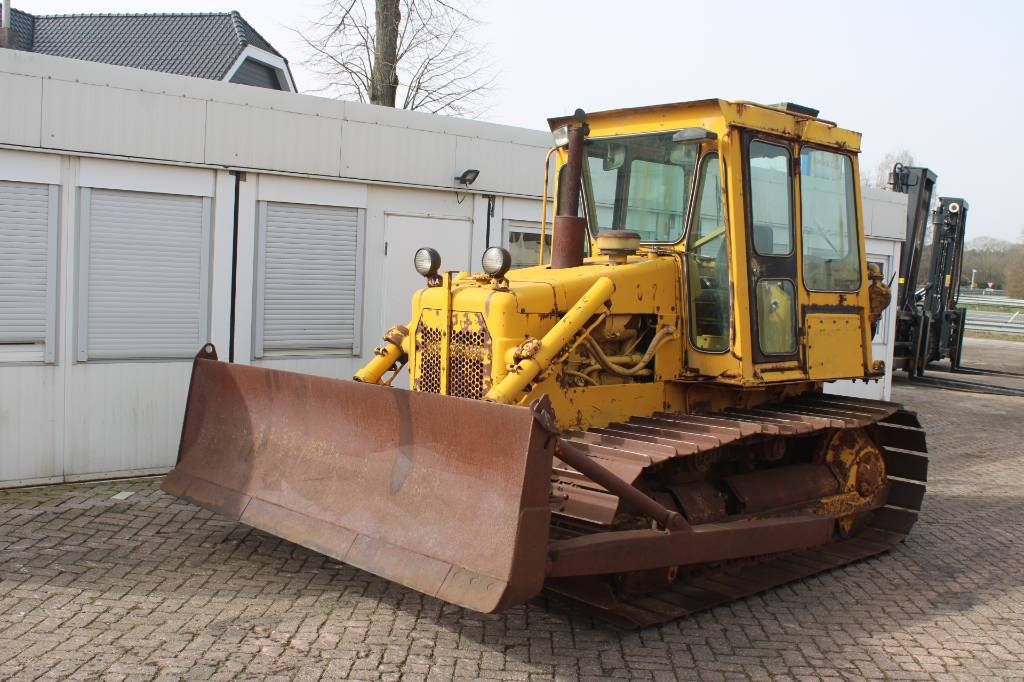 CAT D 4 E