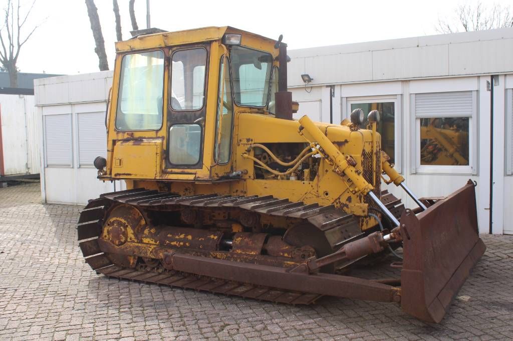 CAT D 4 E