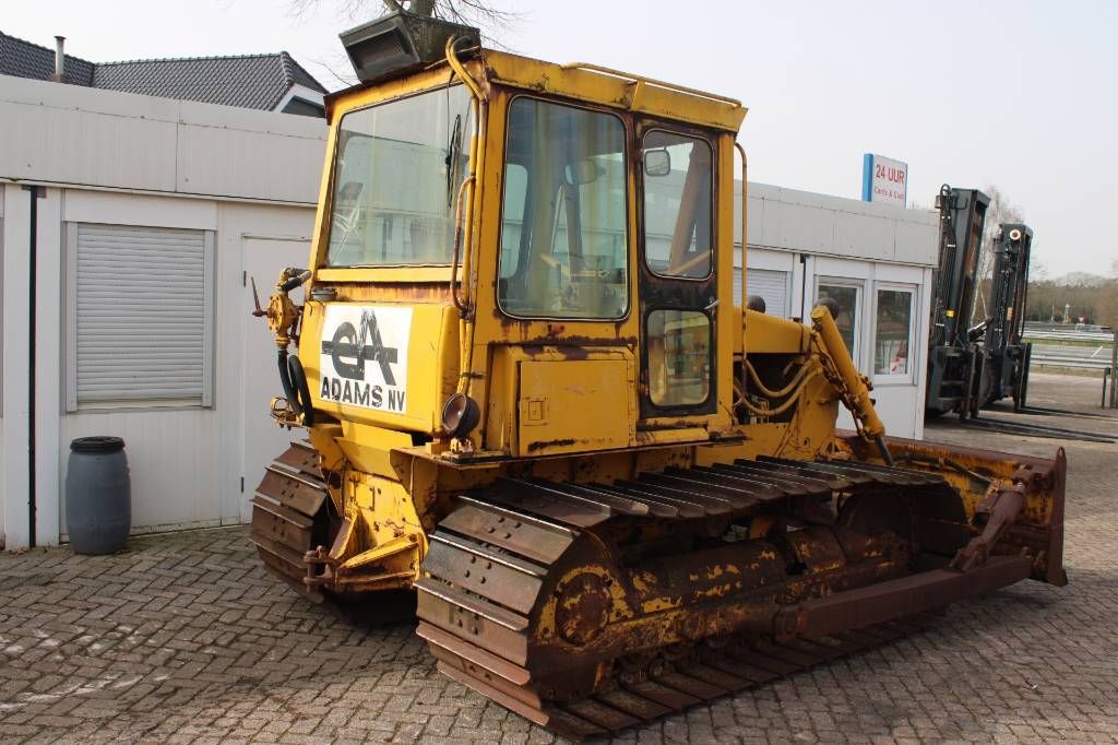 CAT D 4 E