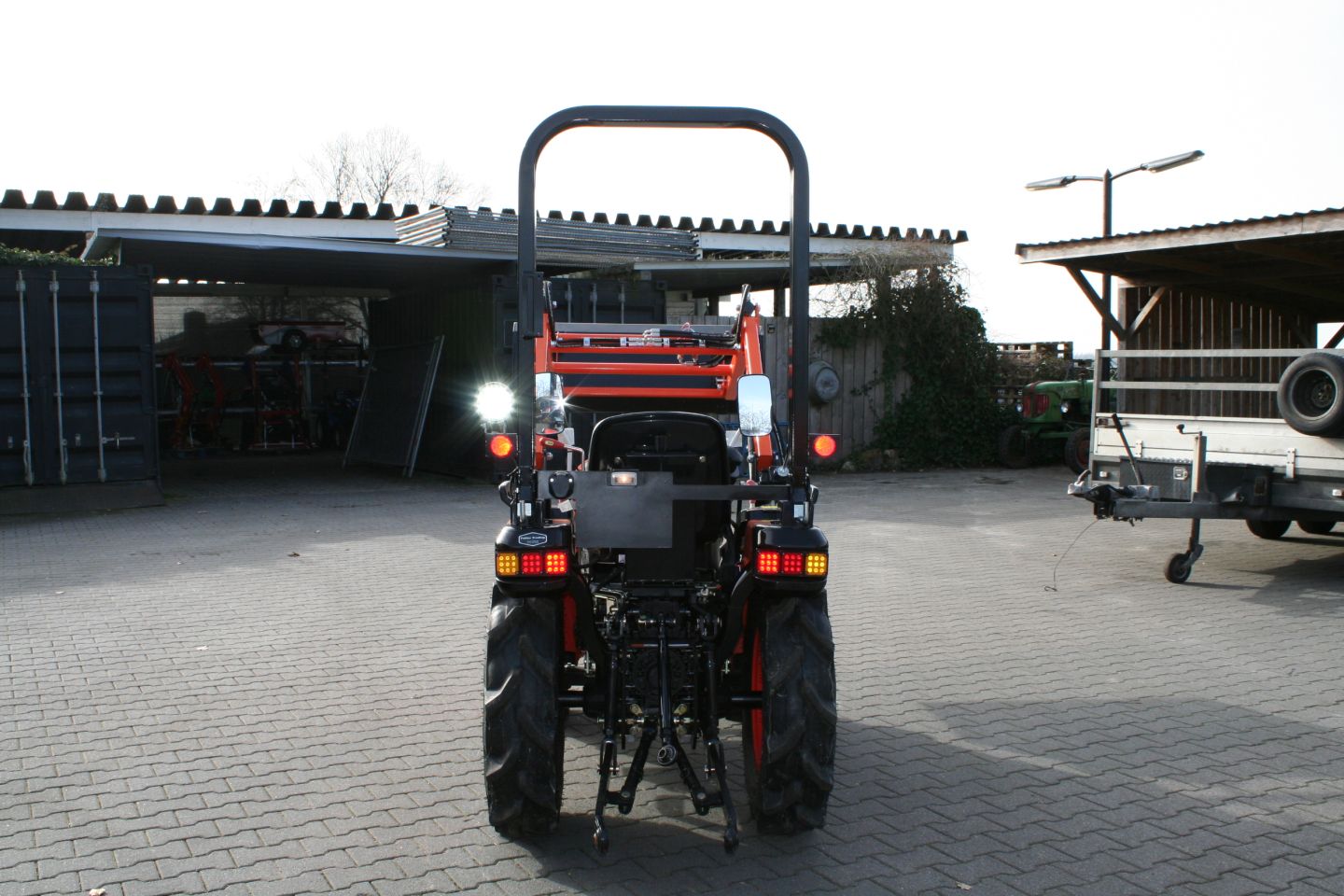 Hinomoto HM3020 with Front Loader