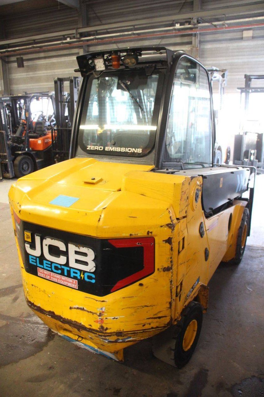 JCB 30-19E Elektro-4,0-m-Teleskoplader 2020