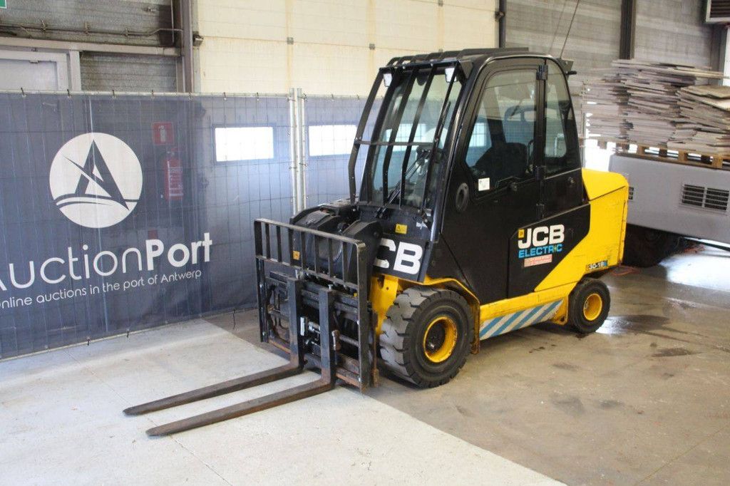 JCB 30-19E Elektro-4,0-m-Teleskoplader 2020